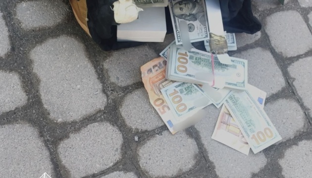 У Львові пограбували банк, поліція затримала підозрюваних 