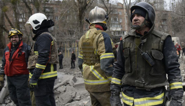 У Києві розбирають завали після атаки РФ, жертв немає - Кличко
