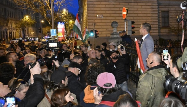 В Угорщині почалися масові протести з вимогою відставки уряду Орбана