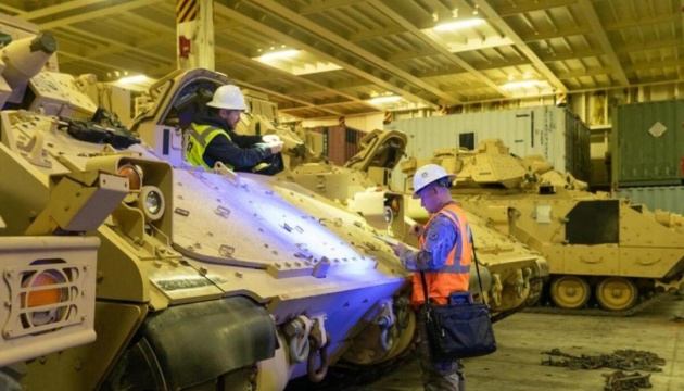 Vo Varšave bola spustená koalícia obrnených vozidiel na podporu Ukrajiny