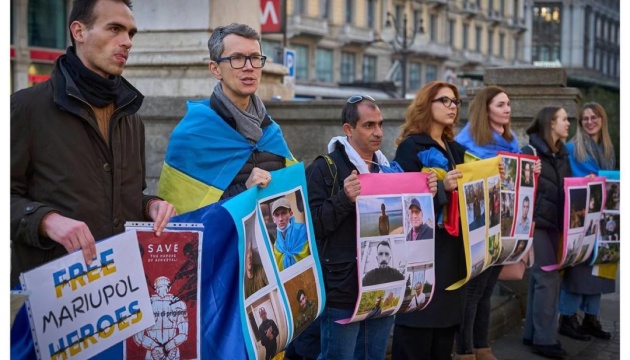 Українців за кордоном закликали долучитися до акції на підтримку полонених «Повернення додому»