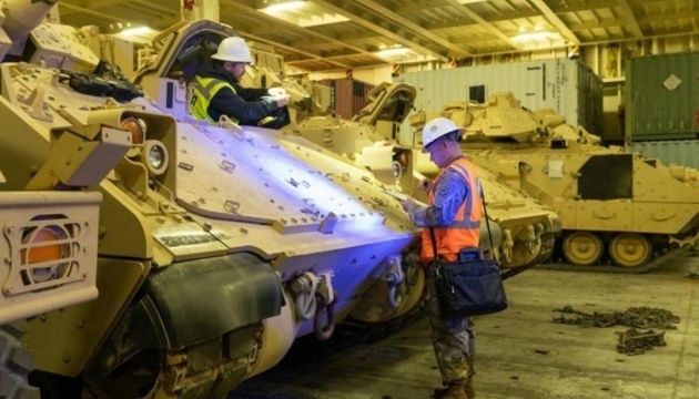 La coalición de vehículos blindados para Ucrania incluye a 15 países