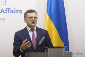 Глави МЗС України та Чехії обговорили прогрес у закупівлі снарядів та іншу військову допомогу