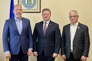 Представники діаспори обговорили підтримку України з послом у Польщі