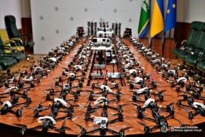 Військовим передали перші 100 дронів, виготовлених буковинським підприємством