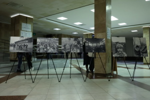 У Київській ОВА відкрилася виставка «Нацспротив. Війна очима добровольців»
