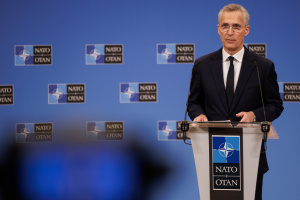 Stoltenberg: Ukraine's trust in NATO allies dented by aid delays