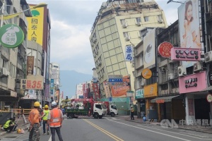 На Тайвані через землетруси зруйновані будівлі, закриті школи й офіси