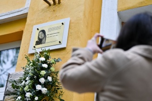 У Львові відкрили пам'ятну дошку письменниці Вікторії Амеліній