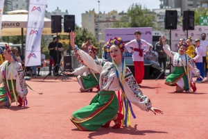 Діаспорський ансамбль народного танцю «Квіти України» взяв участь у фестивалі в Туреччині