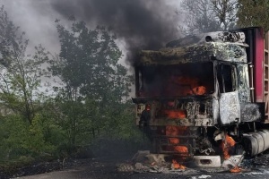 Росіяни з безпілотника атакували вантажівку на Херсонщині, поранений чоловік