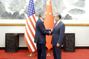 Ван Ї зустрівся з Блінкеном: Китай вимагає, аби США не надсилали «неправильні сигнали» Тайваню