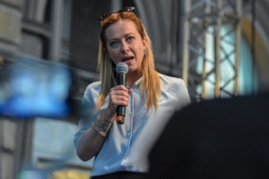 Meloni announces she will run for the European Parliament