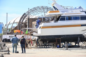 В Одесі внаслідок ракетного удару пошкоджені будинки, яхтклуб і ресторан