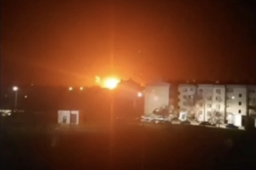 Drohnenangriff auf russischen Militärflugplatz Morosowsk: zumindest sechs Flugzeuge zerstört 
