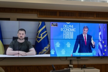Zelensky at Delphi Economic Forum: Ukraine needs air defenses, fighter jets, artillery