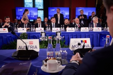 Gipfeltreffen der Drei-Meere-Initiative: Selenskyj ruft zu verstärkten Gegenmaßnahmen gegen Russland auf