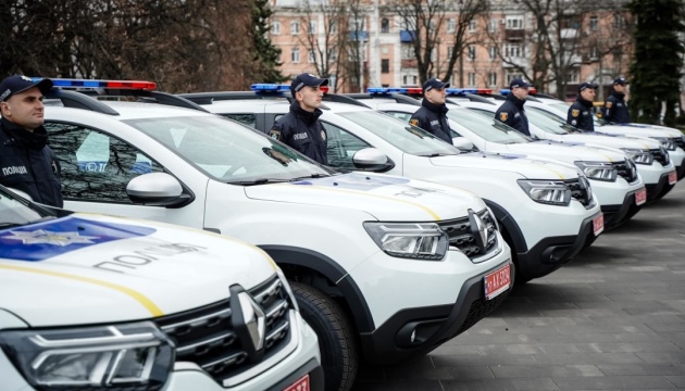 Патрульна поліція Полтавщини отримала нові автівки