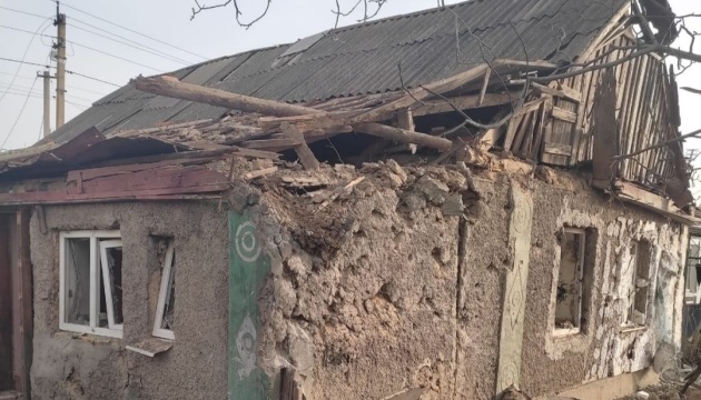 На Дніпропетровщині через обстріли пошкоджені будинки, газогін та ЛЕП