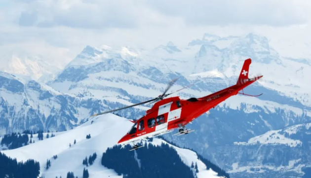У швейцарських Альпах розбився гелікоптер, троє загиблих