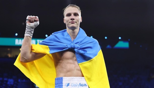 Український боксер Даніель Лапін проведе поєдинок в андеркарді бою Усик – Ф'юрі