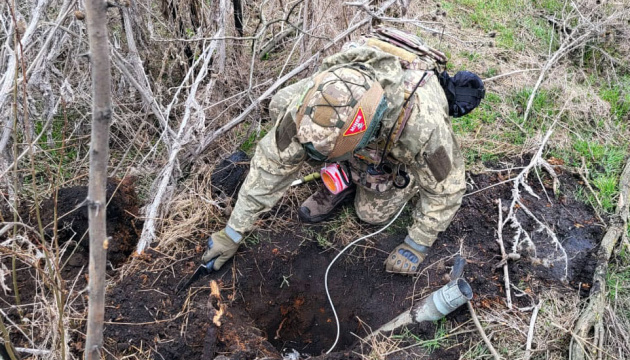 Ukrainian sappers neutralized 3,437 explosives in past week