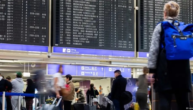 У Німеччині домовились про припинення страйків в аеропортах
