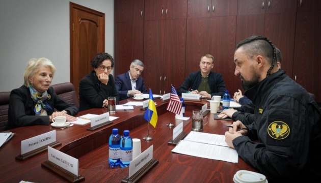Камишін зустрівся з головою Комісії з національної оборонної стратегії США