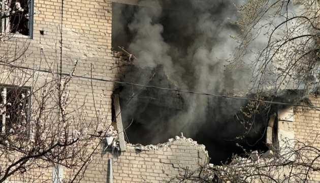 Ukraine : Des bombardements russes font un mort et cinq blessés dans la région de Donetsk 