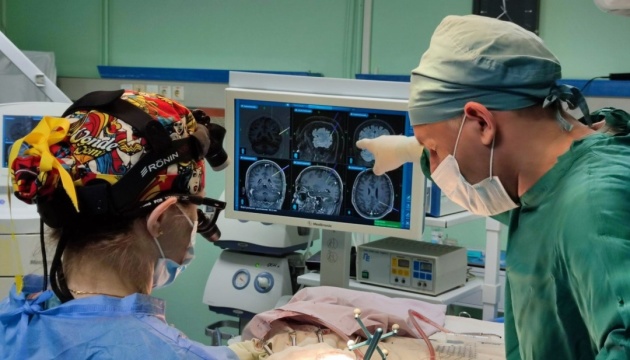 В Івано-Франківську вперше провели операцію на головному мозку з приводу важкої епілепсії