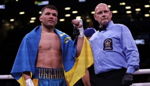 Український боксер Дерев’янченко проведе бій з американцем Александером