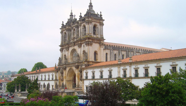 У Португалії виплатять компенсацію жертвам сексуального насильства з боку духовенства