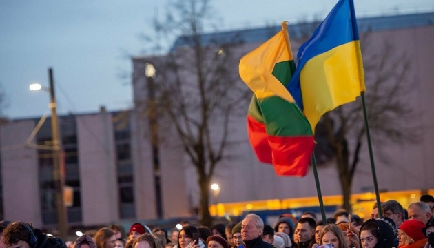 У Литві проживають 85 тисяч українських біженців - усі отримали статус тимчасового захисту