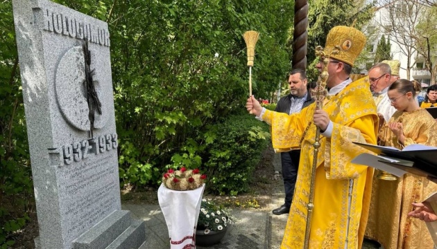 У Мюнхені освятили новий пам’ятник жертвам Голодомору
