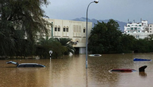 В Омані внаслідок потужних злив загинули щонайменше 20 людей