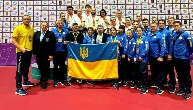 Українські дефлімпійці здобули 17 медалей на ЧС з дзюдо