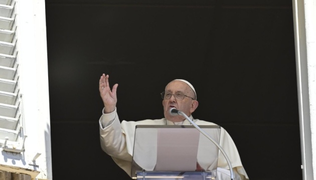 Папа Римський знову закликав до миру в усьому світі через переговори