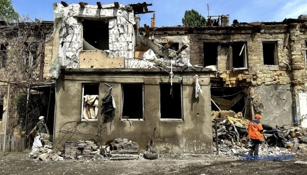 Nächtlicher Drohnenangriff auf Odessa: Vier Menschen befinden sich in Krankenhäusern, darunter zwei Kinder