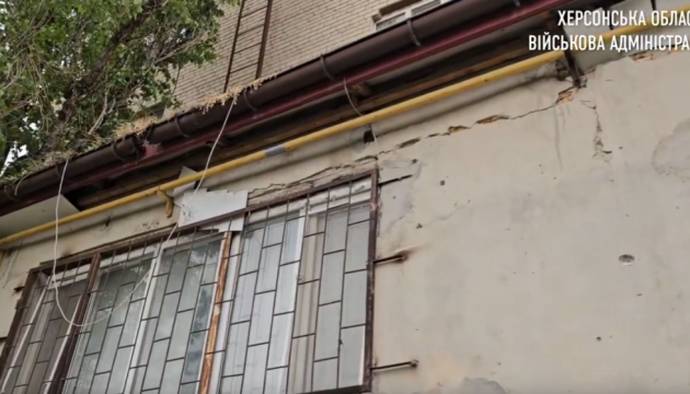 Kherson shows consequences of Russian shelling of residential area