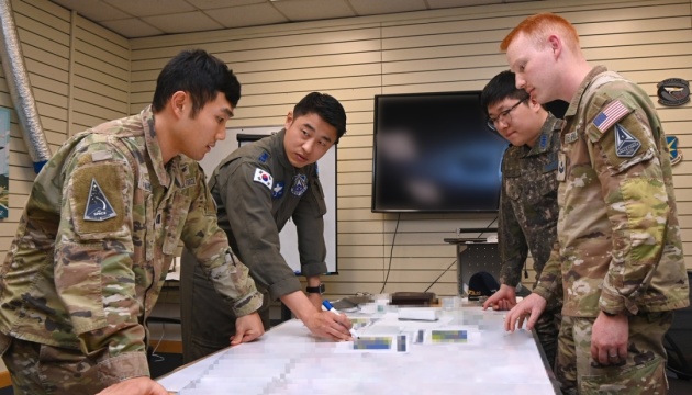 Штати і Південна Корея провели навчання з боротьби із GPS-перешкодами від КНДР