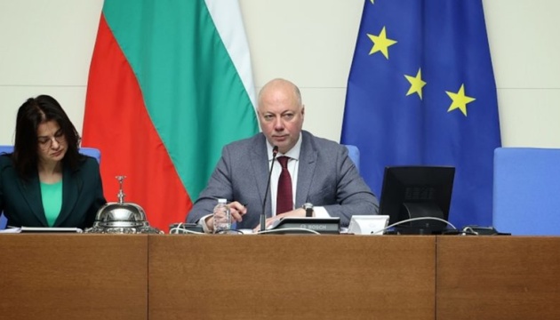 Парламент Болгарії відправив спікера у відставку за 1,5 місяця до виборів