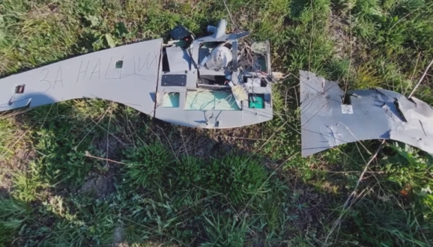 ウクライナ海兵、ロシア軍の無人偵察機を破壊