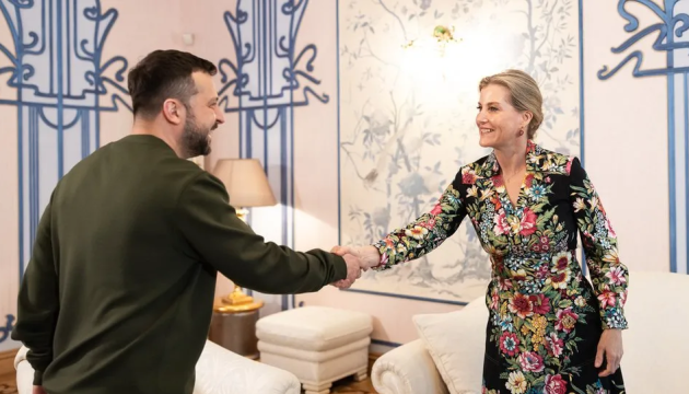 La duchesse d'Édimbourg s’est rendue en Ukraine pour rencontrer le couple Zelensky 