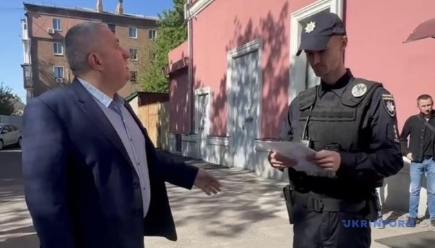 Суд у Кропивницькому поновив на посаді ексочільника драмтеатру, але він не зміг розпочати роботу