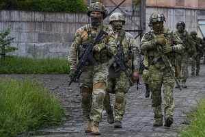 Загарбники облаштували на Луганщині військовий полігон