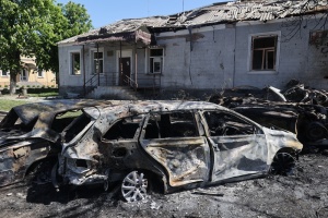 In Charkiw durch Abwurf russischer Leitfliegerbomben 16 Menschen verletzt