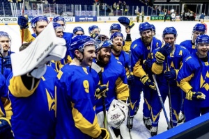 Збірна України розгромила Литву і вийшла до дивізіону IA ЧС з хокею