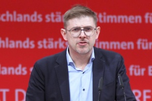 На кандидата від партії Шольца напали під час агітації на виборах до Європарламенту