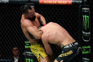 Українець Потеря за одну хвилину поступився у поєдинку на UFC 301