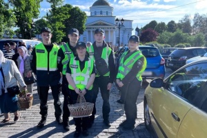 Великдень на Київщині: за безпекою під час богослужінь слідкували понад 1800 поліцейських